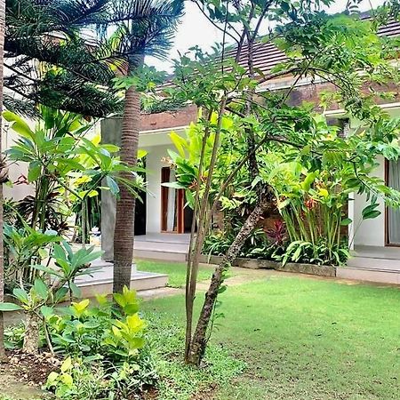 Апартаменты Umahode Bali Нуса-Дуа Экстерьер фото